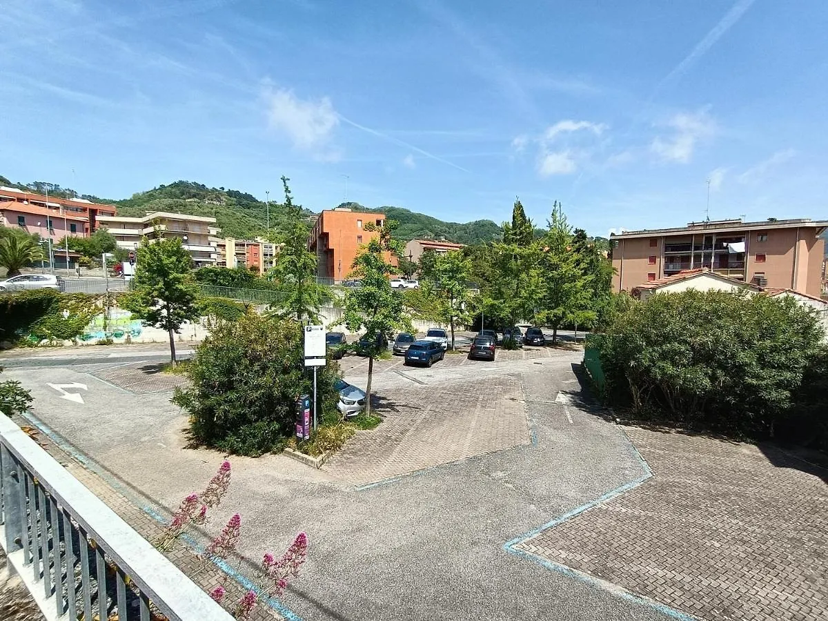 Mansard Apart Alba - Sea 5 Terre-Trekking-Excursions-Relax San Terenzo Apartment