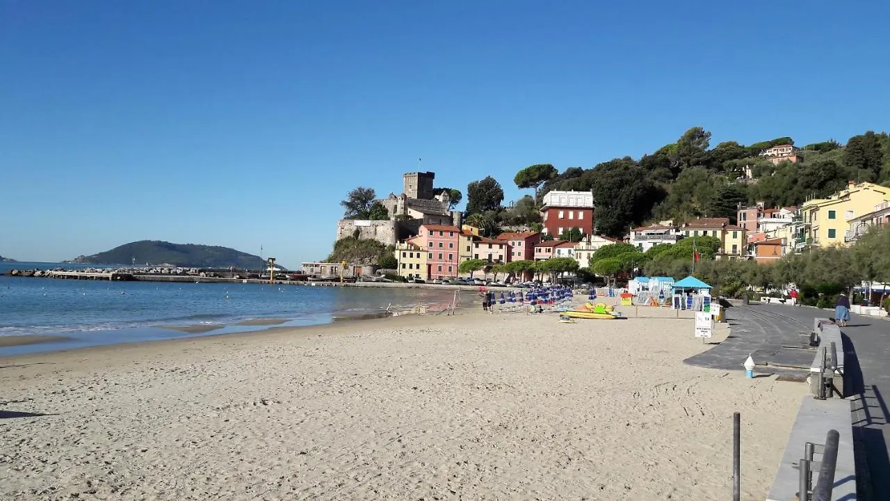 Mansard Apart Alba - Sea 5 Terre-Trekking-Excursions-Relax San Terenzo 0*,