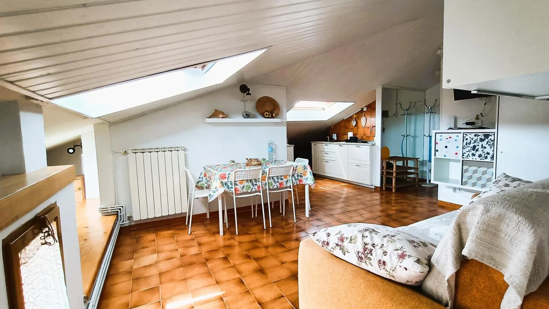 Appartement Mansard Apart Alba - Sea 5 Terre-Trekking-Excursions-Relax San Terenzo